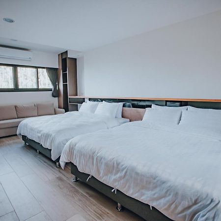 Ruili Tea Villa Mejsan Kültér fotó